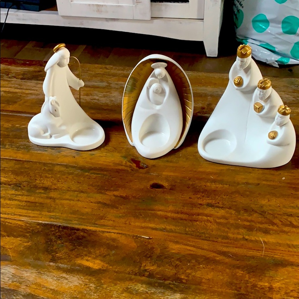 Party lite Christmas nativity scene